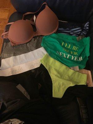 10 panties for $30 ! And an almost $50 bra for $25  super cute super great quality !