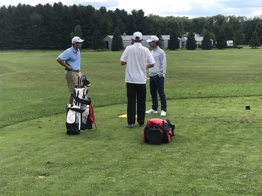 Skip Kendall, Tour Pro providing a junior clinic annually.