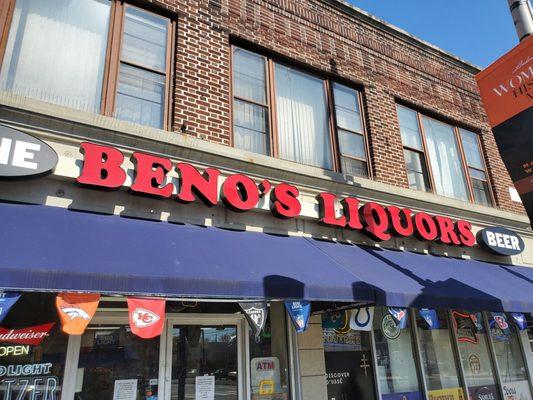 Beno's Liquors