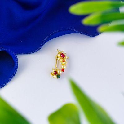 Beautiful Maharashtrian nose pin for weddings and cultural events in Los Angeles. Traditional nath design, nose jewelry for women.