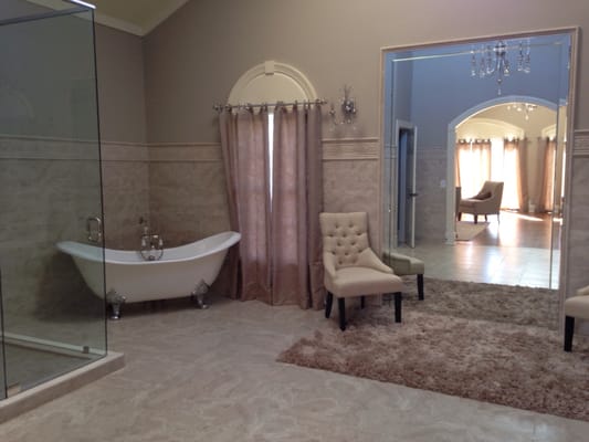 Bridal suite bathroom