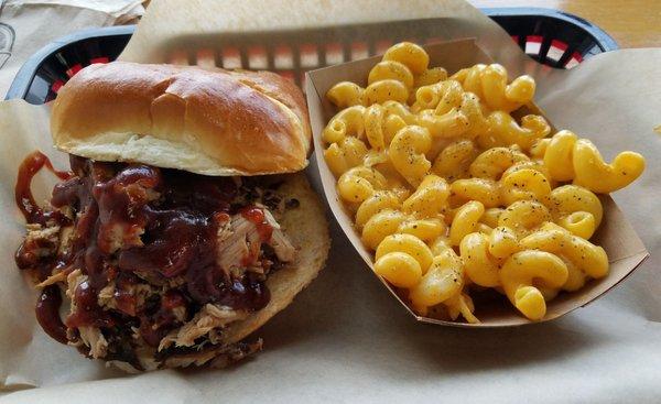 Pulled pork with a side of mac n cheese. Life is good!