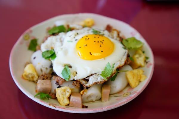 Banh Cuon Thit Bam Cha Trung - Rolled rice paper with ground pork, cubic ham, fried tofu served with home made fish sauce.