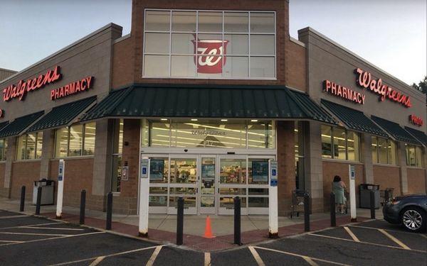 Walgreens Pharmacy @ 217 Daniel Webster Highway, Nashua, NH 03060