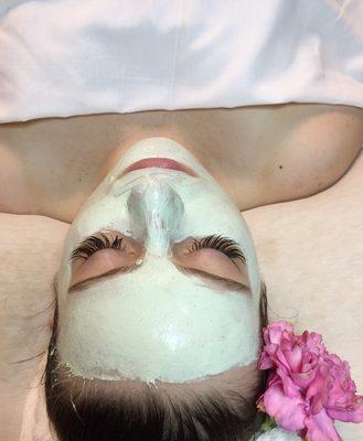 Love organic facial massage therapy by windy