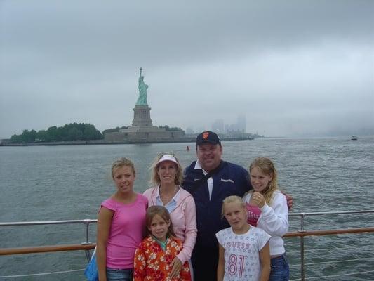 Artist Thomas Kinkade with his family - July 17, 2005