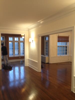 lake-view-Chicago vintage condo Unit restoration:
 hardwood floor refinishing, new lighting & re-painting .