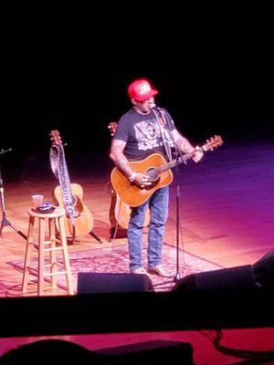 Aaron Lewis