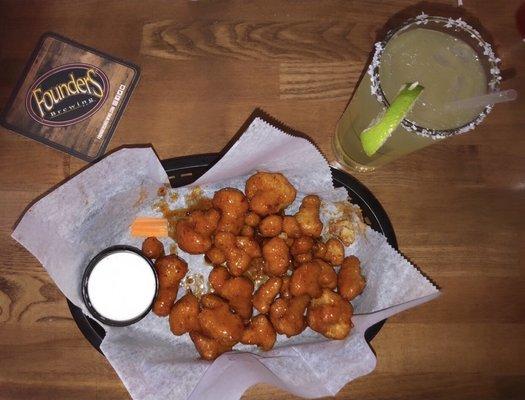 Thai Chili Cauliflower wings and a hornitos Margarita!