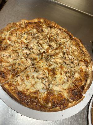 BBQ chicken based pizza with onions!