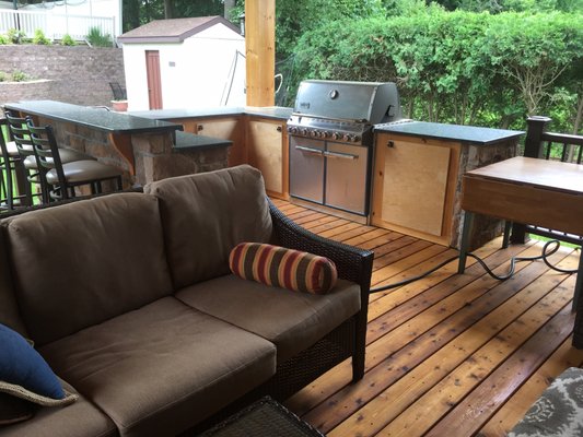 Deck - bar -bbq area