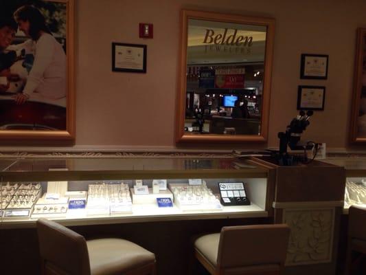 Belden Jewelers jewelry case and interior