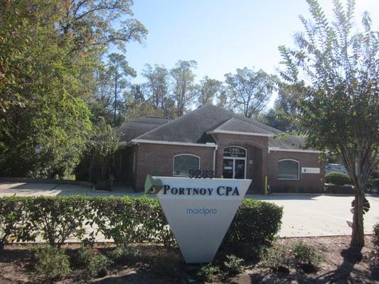 Portnoy CPA is conveniently located in Mandarin. We are located between Baymeadows and Sunbeam Roads.