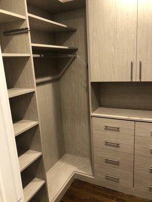 North Shore Closets & Cabinetry