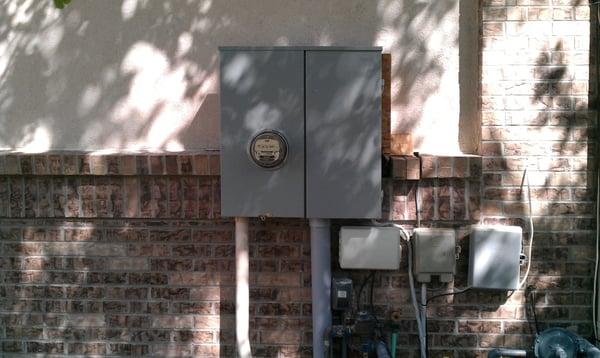 new residential 400 amp service