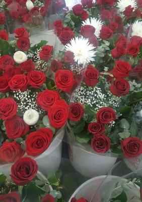 Zavala Wholesale Flowers