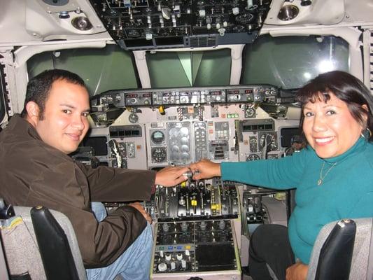 Nic and Mom, MD80