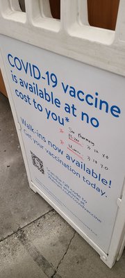 Covid vaccine sign