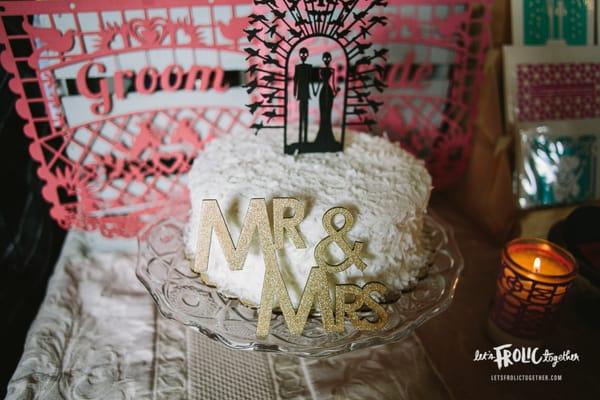 wedding cake toppers