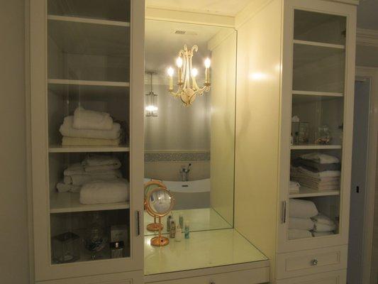 Refresh and enjoy your Master bath cabinetry
 Local, custom manufactured here on HHI