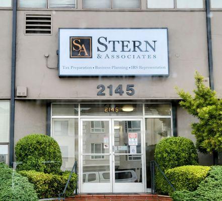 Stern & Associates