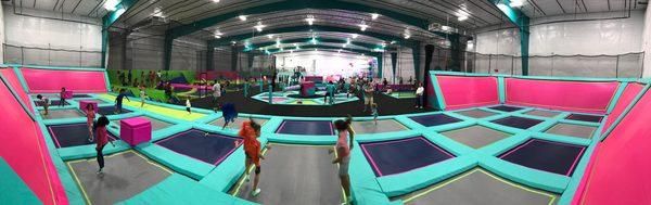 120 x 200 Indoor Sports Complex/Trampoline Park