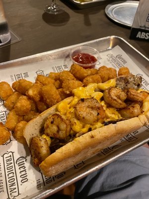 Surf & Turf Mac & Cheesesteak