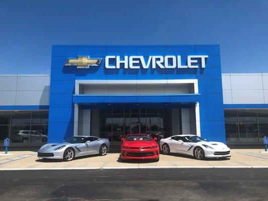 It's A beautiful Day To Purchase a New Chevy!