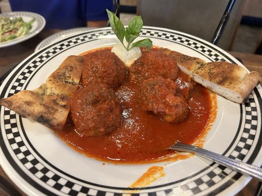 Meatballs starter (4) with Marinara