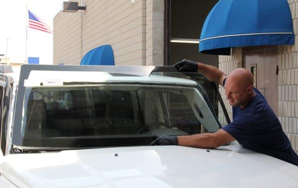 Auto Glass Repair & Windshield Replacement