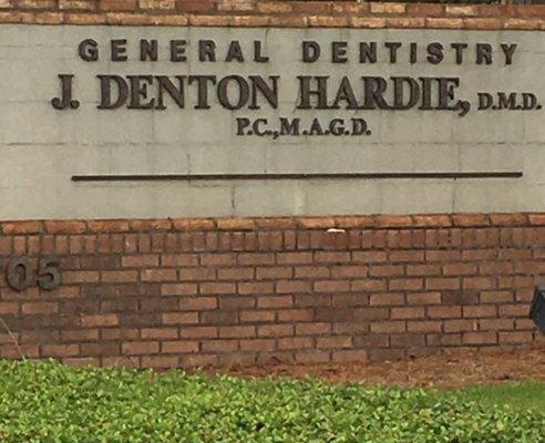 J Denton Hardie DMD, PC, MAGD