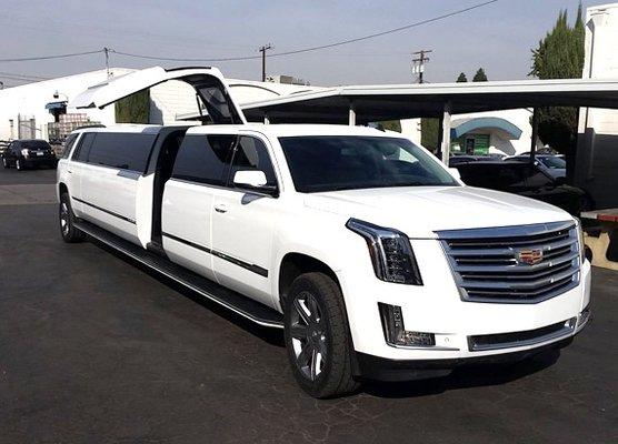 The Escalade Stretch limo was awesome !