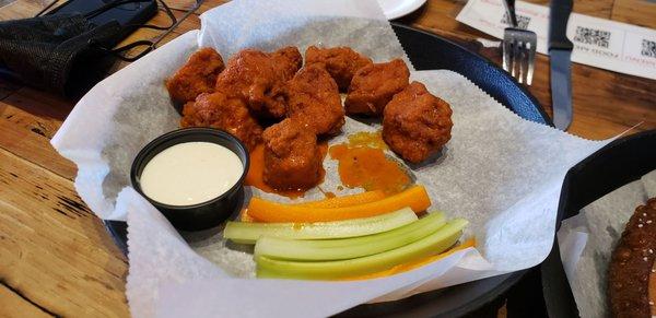 Boneless wings