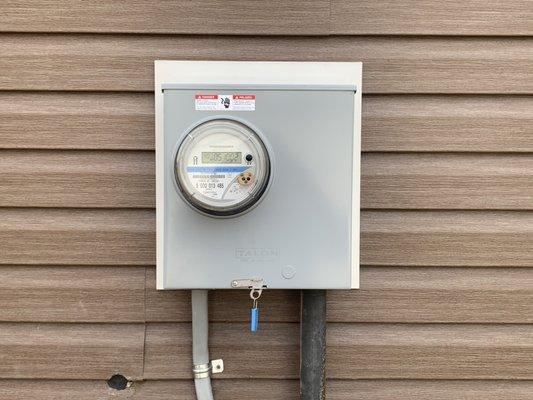 Meter can replacement on a service upgrade