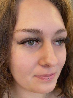 Wispy Hybrid Lashes