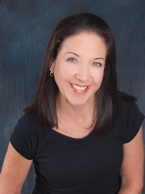 Giannina Gwen, DDS