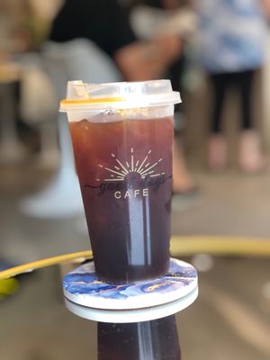 Black cold brew