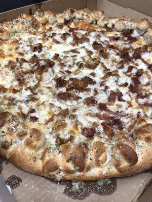 Chicken Bacon Ranch with Garlic Knot Crust!