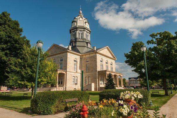 Winterset's historic courthouse square.  Photo by Teddi Yaeger