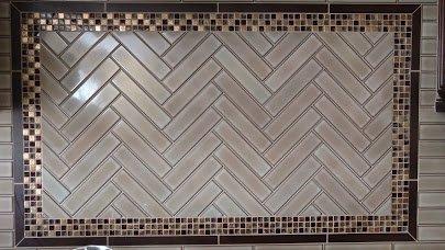 Kitchen backsplash