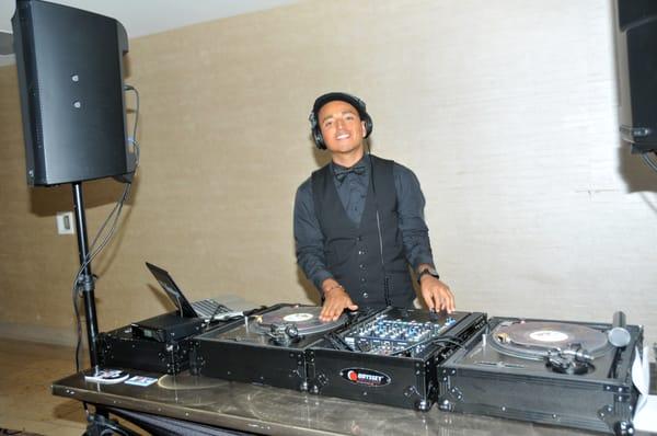 06-27-14 - DJ Mike Sincere working his magic and making everybody dance!