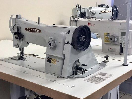 Consew 206RB-5 Heavy Duty Industrial Walking Foot Sewing Machine