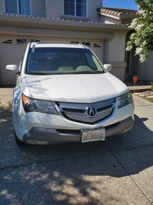 Replacement windshield of my 2009 Acura MDX done by UCD Auto Glass