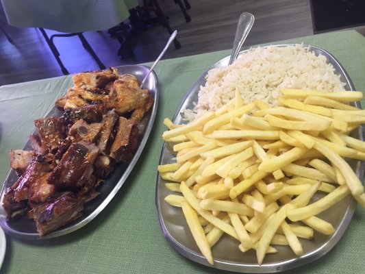 METADE DO FRANGO ASSADO / BBQ HALF CHICKEN