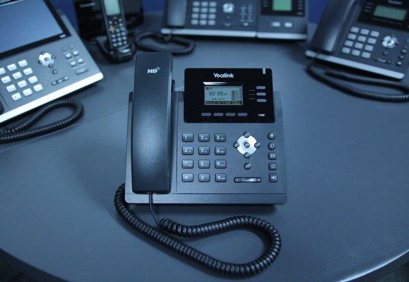 The newest member of the Yealink business VoiP phone family - the T40P