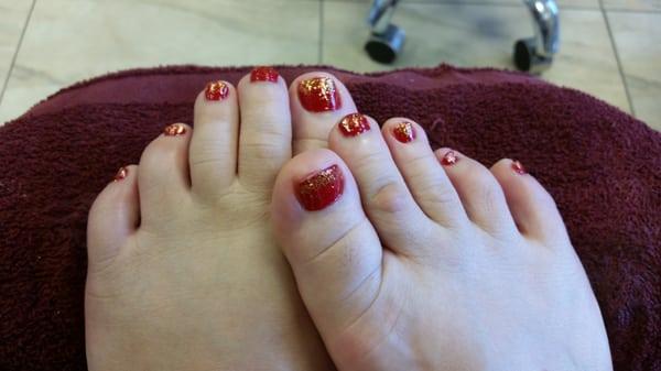 Yay!! Beautiful nails from Hannah!!!!! :) perfect for the warmer weather.  :)