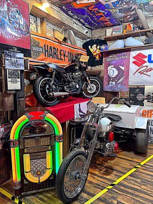 Bear's Vintage Motorcycle Museum