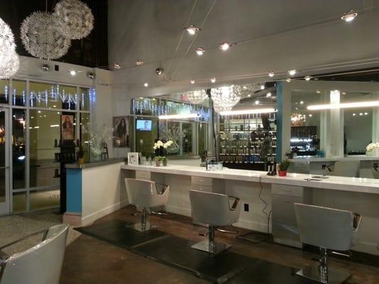 Salon Factory carries a large selection of Styling Stations.