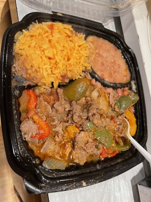 Plato de Bistec/Steak Fajitas($9/plate)