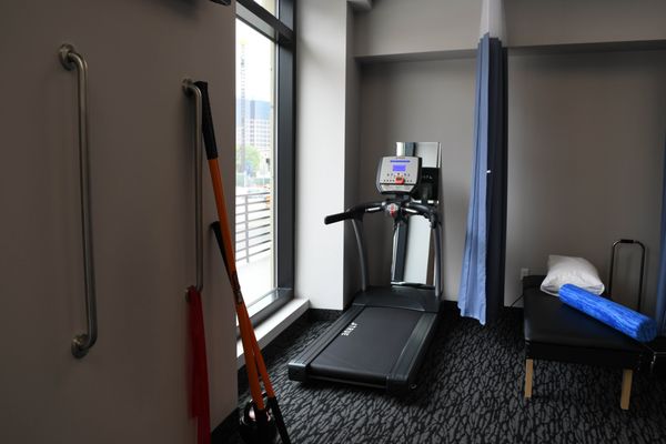 SportsMed Physical Therapy - Newark NJ